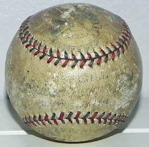 AntiqueSportsShop - Antique Baseballs