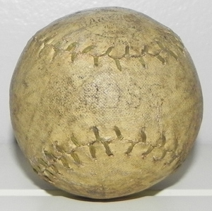 AntiqueSportsShop - Antique Baseballs