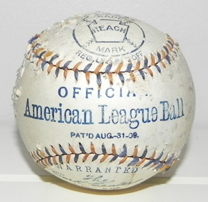 AntiqueSportsShop - Antique Baseballs