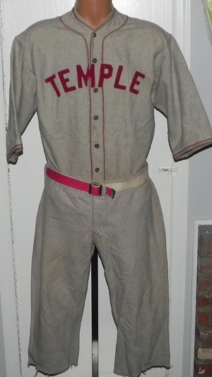 Lot Detail - 1920-30'S SPALDING PROFESSIONAL QUALITY BASEBALL JERSEY